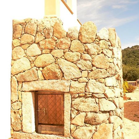 Hotel Valkarana Country Relais (Adults Only) Сант'Антонио-ди-Галлура Экстерьер фото